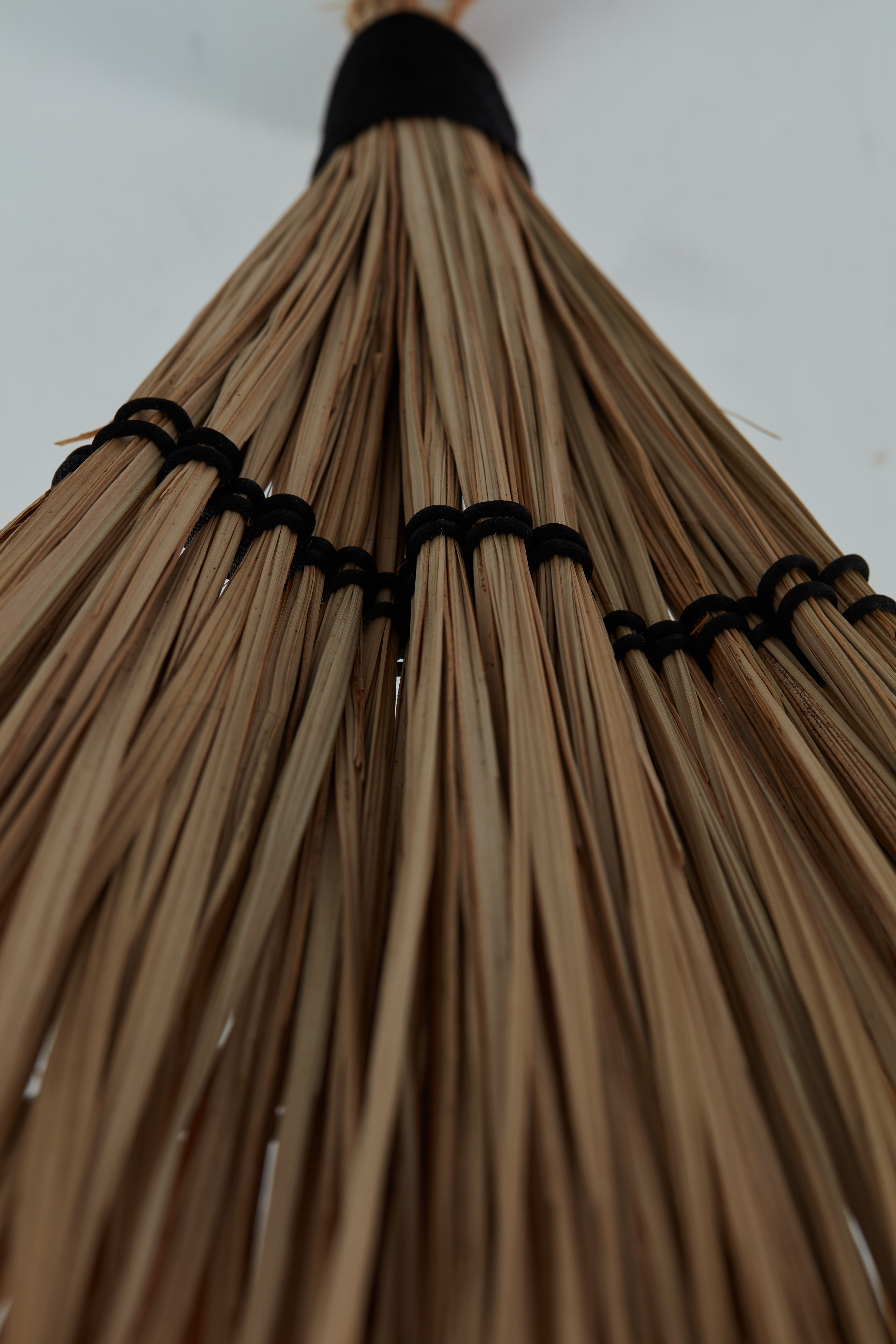 山棕嫩葉掃帚展示